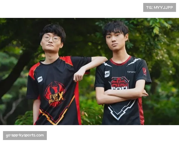 KT连翻两场强势登顶成S15首支两连胜队伍震撼全场